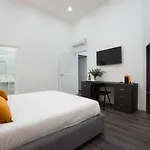 Suite Rodinò 24